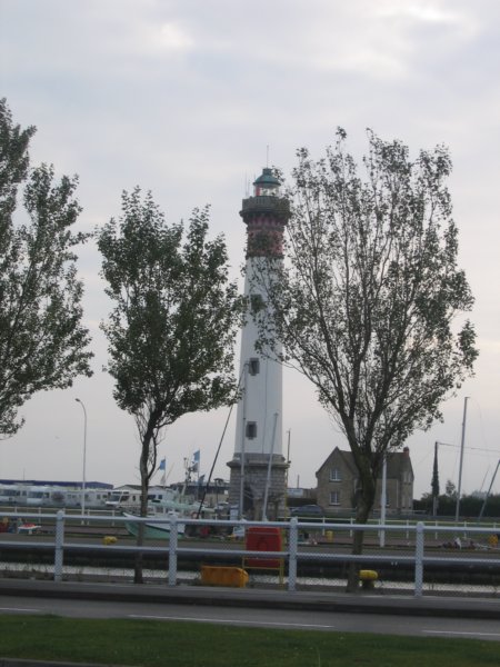 lighthouseatouistreham.jpg